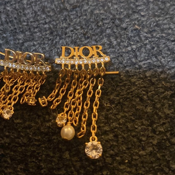 Dior Revolution Earring with white resin crystal - Picture 3 of 4